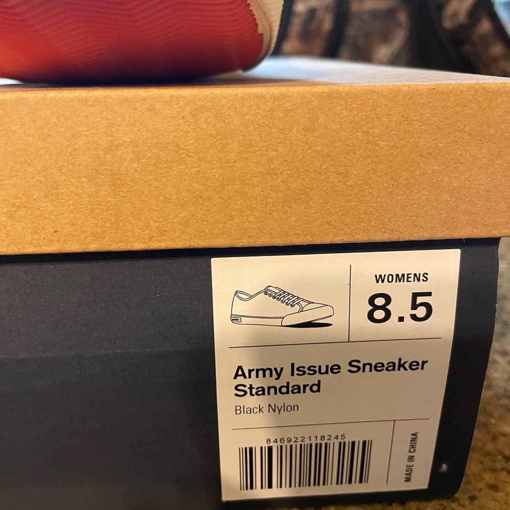 Seavees army issue sneaker